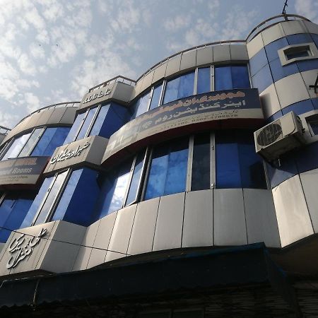 Hajveryinn_Hotel Lahore Exteriör bild