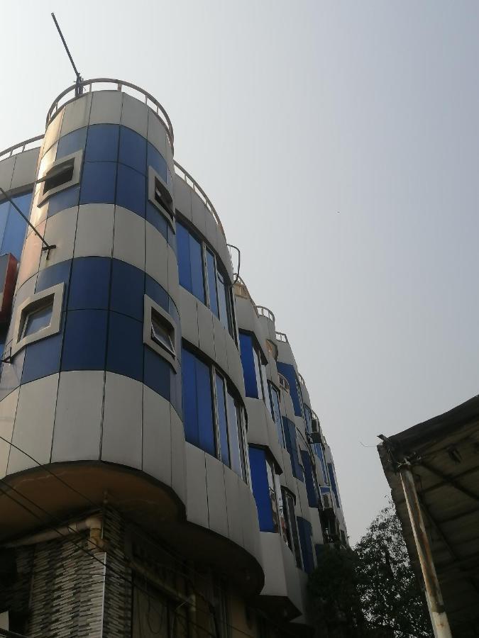 Hajveryinn_Hotel Lahore Exteriör bild